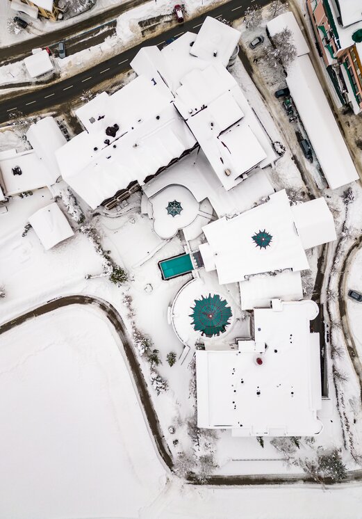 Hotel Tyrol am Haldensee im Winter aus der Vogelperspektive