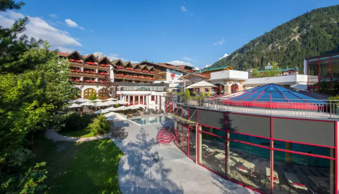 Außenansicht Hotel Tyrol